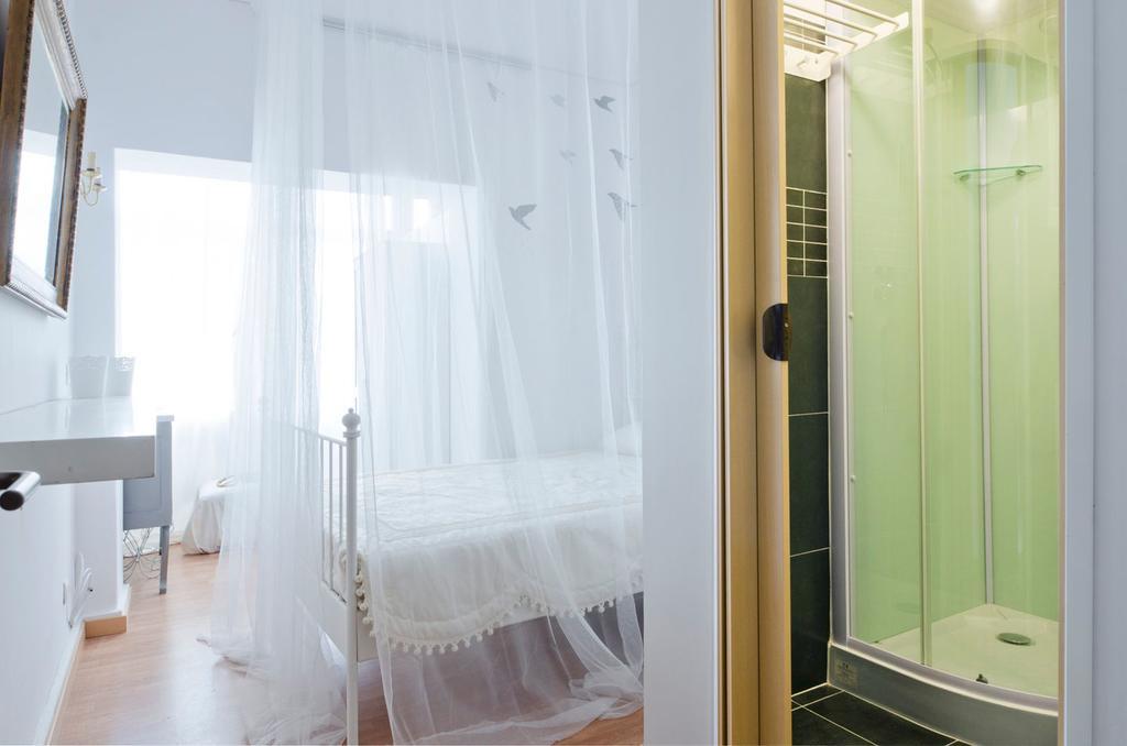 Legend Loft Albergue *